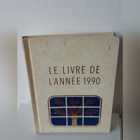 Le livre de l'année 1990. Du 1er Janvier au 31 Decembre 1989.Larousse SV5 - Picture 1 of 3